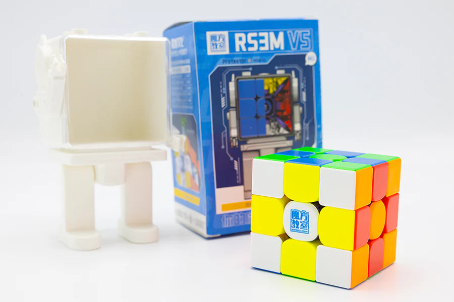 MoYu RS3 M V5 3x3 (MagLev+ Robot Cube Stand)